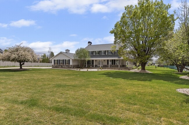 3645 W Gentile St in Layton, UT - Building Photo - Building Photo