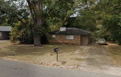 322 6th Ave in Dothan, AL - Building Photo