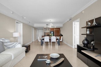 1830 S Ocean Dr, Unit SI ID1227465P in Hallandale Beach, FL - Building Photo - Building Photo