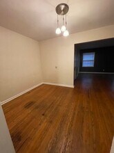 2659 Taylorsville Rd, Unit 3 in Louisville, KY - Foto de edificio - Building Photo