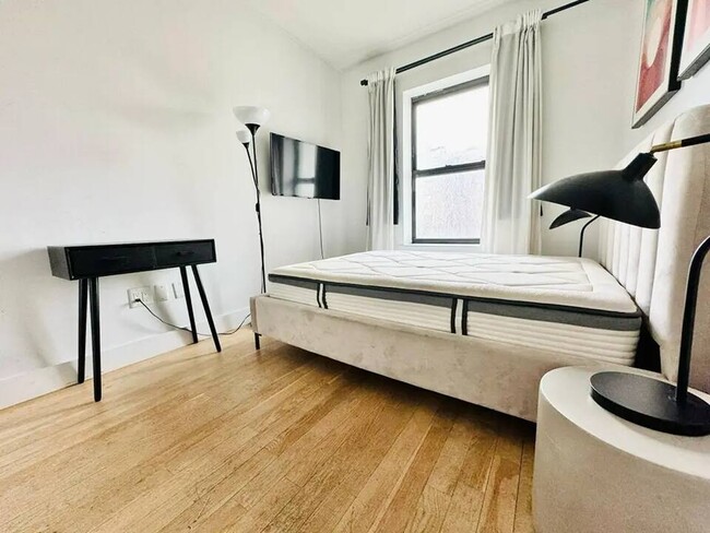 property at 951 Madison St