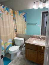 9100 Loganberry Dr in Gilroy, CA - Foto de edificio - Building Photo