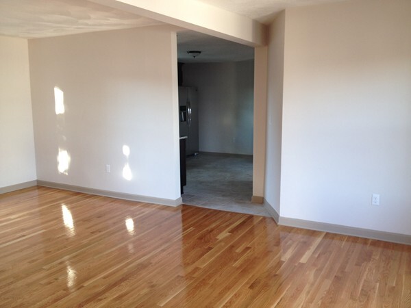 595 Broadway, Unit 3 BED Big CLEAN in Somerville, MA - Foto de edificio - Building Photo