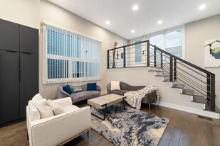 2019 N Bingham St in Chicago, IL - Building Photo