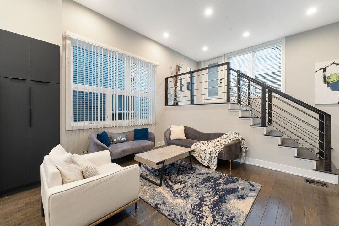 2019 N Bingham St in Chicago, IL - Building Photo