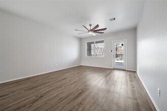 9295 Inland Leather Ln in Shenandoah, TX - Building Photo - Building Photo