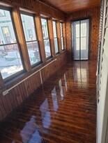 560 Pine St in Manchester, NH - Building Photo