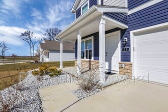 11 Walnut St in Ashville, OH - Building Photo - Building Photo