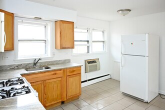 6707 S Chappel Ave in Chicago, IL - Building Photo - Building Photo