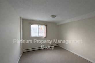 923-923 3 Ave NW in Calgary, AB - Building Photo - Building Photo