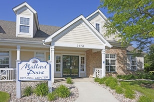 Mallard Point Apartments in Channahon, IL - Building Photo