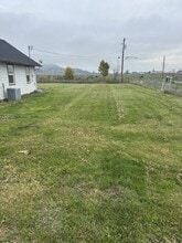 11505 Table Rock Rd in Central Point, OR - Building Photo - Building Photo