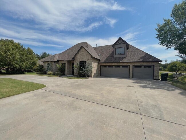 property at 424 Seville Dr