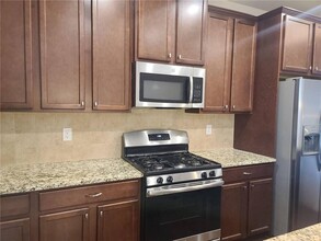 2669 Vlg Pk Bnd in Duluth, GA - Building Photo - Building Photo