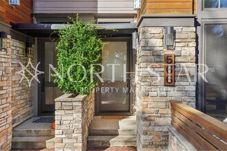 566 4th St in Lake Oswego, OR - Building Photo - Building Photo