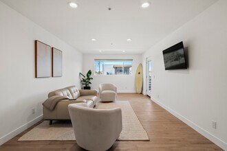 2Fifty Luxury Apartments in Lomita, CA - Building Photo - Building Photo