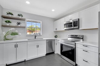 868 Worcester Ln in Greenacres, FL - Building Photo - Building Photo