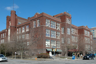 Dewitt House in Ithaca, NY - Building Photo - Building Photo