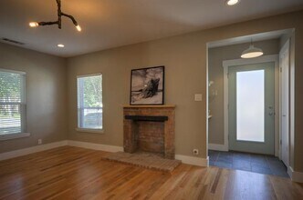 5018 Homer St in Dallas, TX - Building Photo - Building Photo