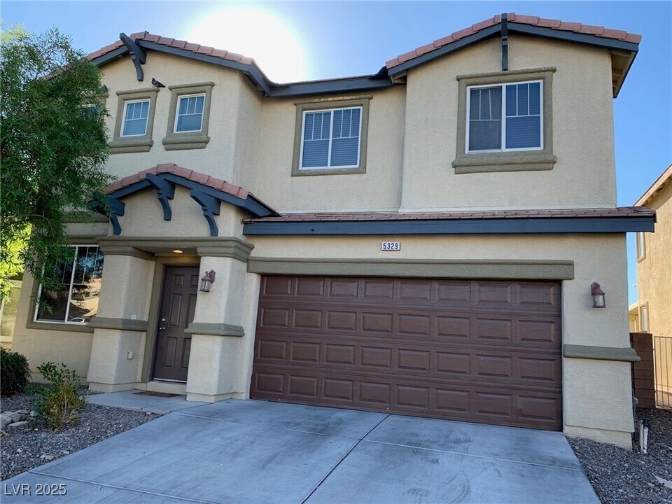 5329 Wild Sunflower St in North Las Vegas, NV - Building Photo