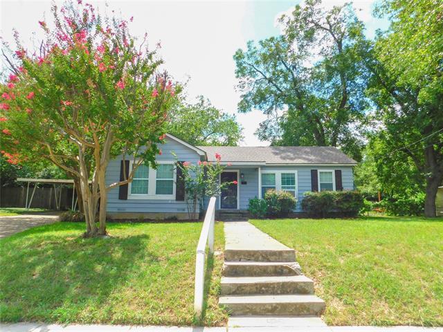 907 Anderson St in Denton, TX - Building Photo