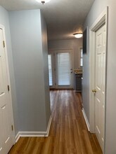 125 Macey Ave, Unit A in Versailles, KY - Foto de edificio - Building Photo