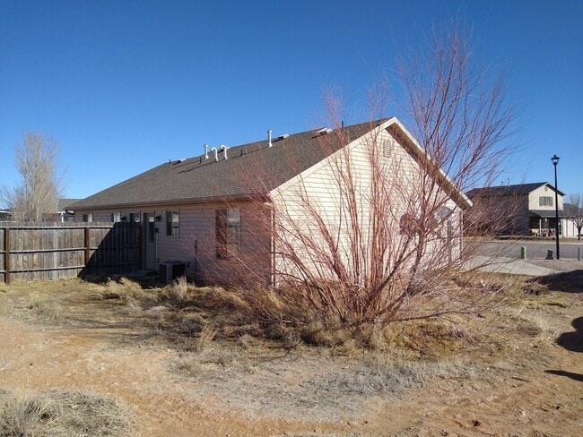 77 N 4250 W in Cedar City, UT - Building Photo - Building Photo