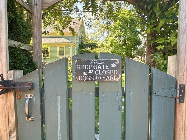1 Pigeon Hill Ct in Rockport, MA - Building Photo - Building Photo