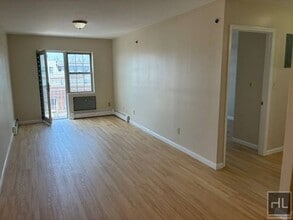 67 STREET in Queens, NY - Building Photo - Building Photo