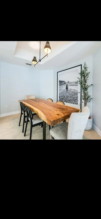 1786 Tarpon Bay Dr S in Naples, FL - Building Photo