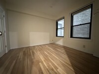 479 Commonwealth Ave, Unit 475-204 in Boston, MA - Building Photo - Building Photo