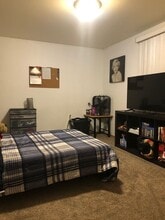 711 B St in Fairbanks, AK - Building Photo - Building Photo