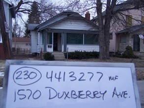 1570 Duxberry Ave in Columbus, OH - Foto de edificio - Other