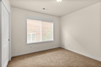 15993 SE Chelsea Morning Dr in Happy Valley, OR - Building Photo - Building Photo