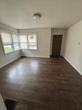 1280 Section Rd, Unit #1 in Cincinnati, OH - Building Photo - Building Photo