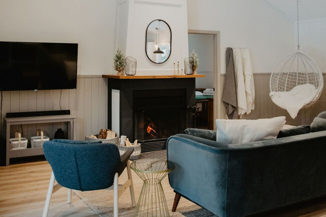 property at 60 Chem. de la Paroi-Rocheuse