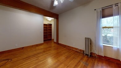 25 Green St, Unit 4 in Brookline, MA - Building Photo - Building Photo