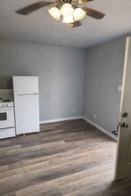 2108 SW 51st St in Oklahoma City, OK - Building Photo - Building Photo