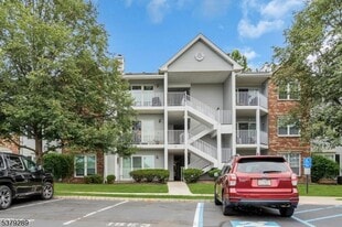 1509 Longley Ct in Branchburg, NJ - Building Photo