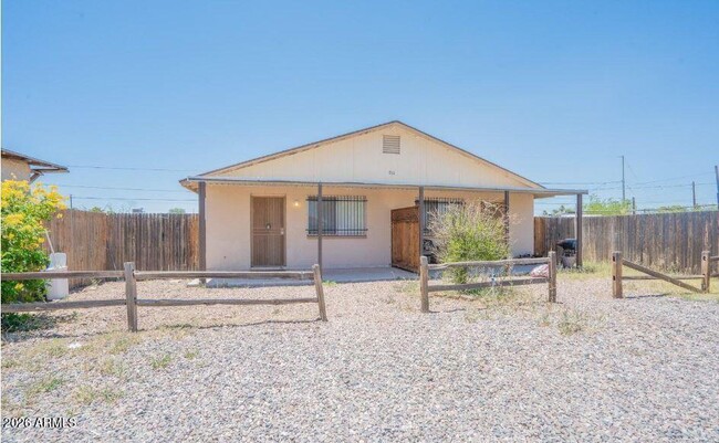 property at 511 N Brown Ave