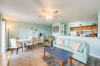 15010 Leeward Dr in Corpus Christi, TX - Building Photo - Building Photo