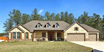 16649 Crosby St in Conroe, TX - Building Photo