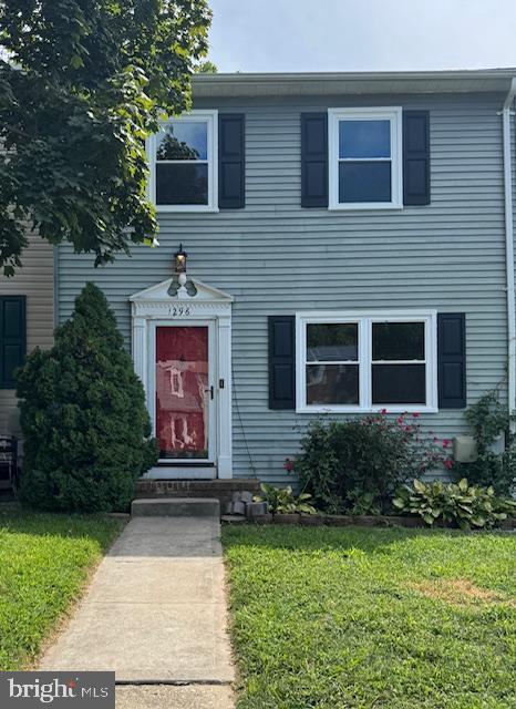 property at 1296 Holmespun Dr