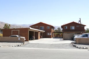 White Sands Apartments in Desert Hot Springs, CA - Building Photo