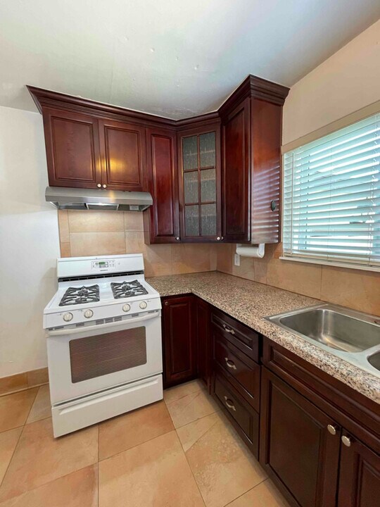 7239 Milton Ave in Whittier, CA - Building Photo
