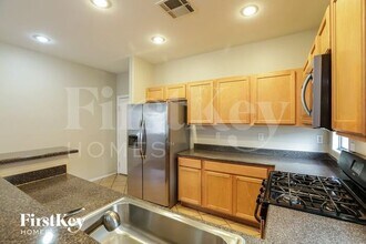 8952 Tamar Sage Ct in Las Vegas, NV - Building Photo - Building Photo