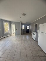 3 Omo St in Middletown, CT - Building Photo