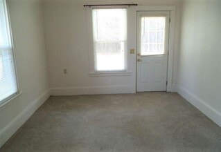 137 Virginia Ave in Alberta, VA - Building Photo - Building Photo