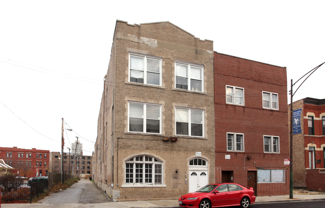 3515 S Indiana Ave in Chicago, IL - Building Photo