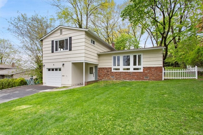 4 Kingwood Rd